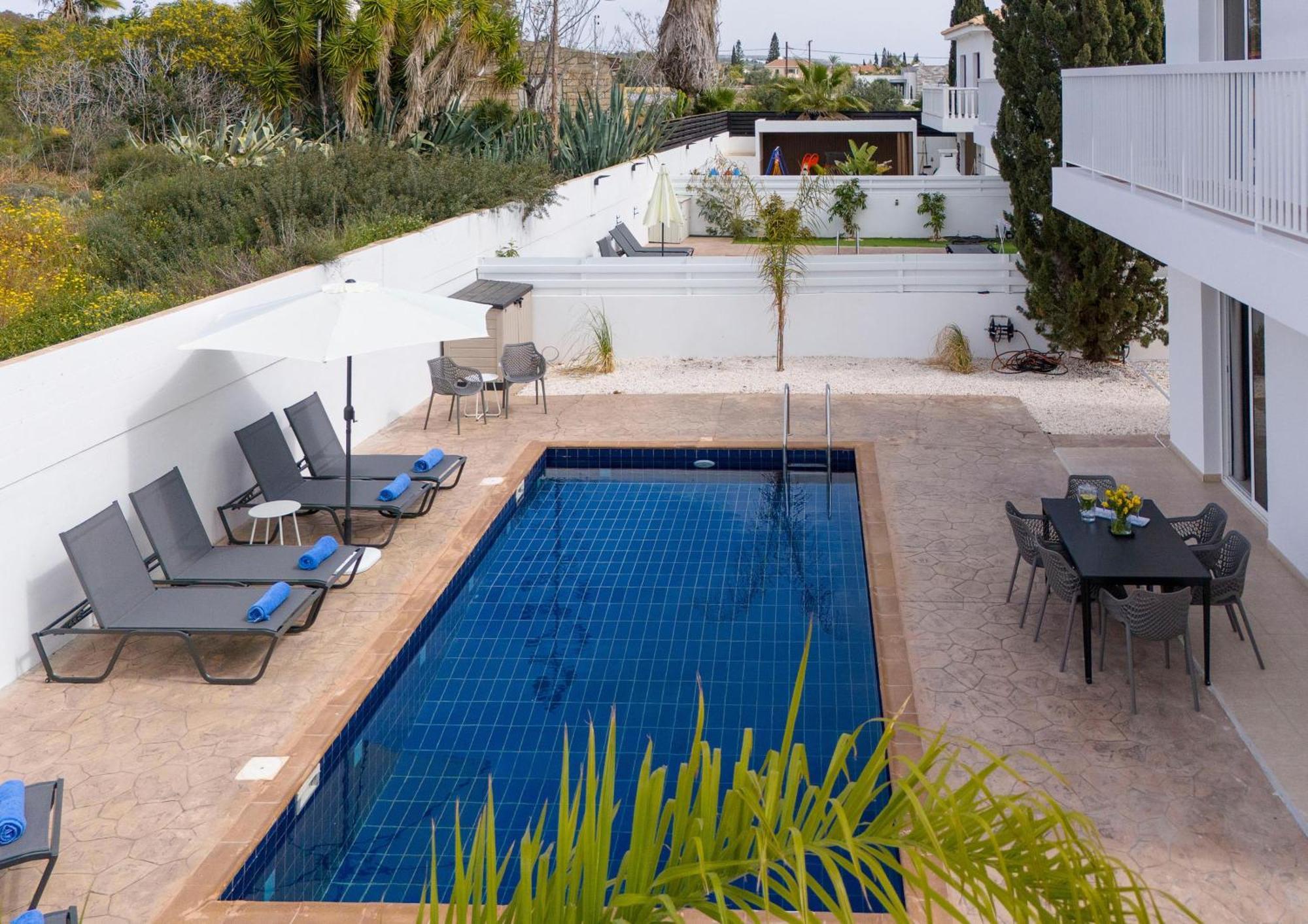 Luxvillasrentals أيا نابا المظهر الخارجي الصورة